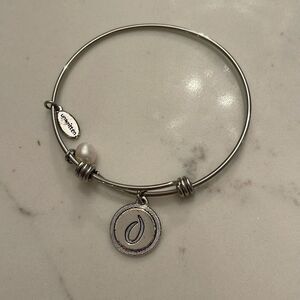 Unwritten “O” Bracelet